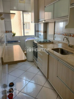 Image 17 - 1002731