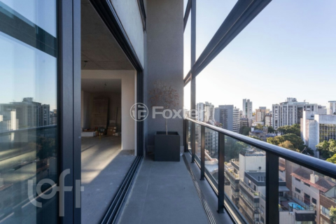 Image 4 - 1002733