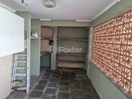 Image 16 - 1002745