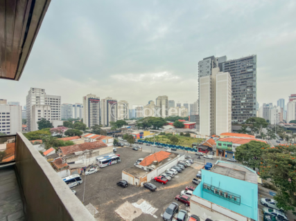 Image 9 - 1002747