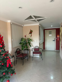 Image 15 - 1002760