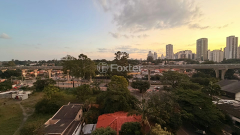 Image 1 - 1002779