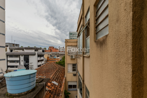 Image 2 - 1002819