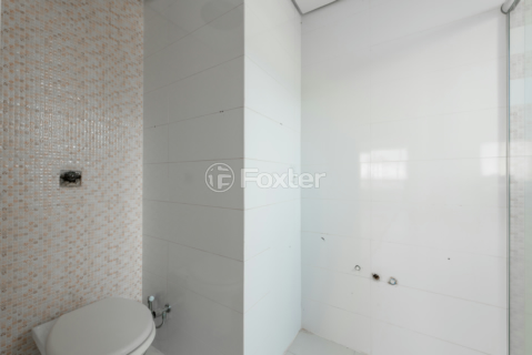 Image 31 - 1002820