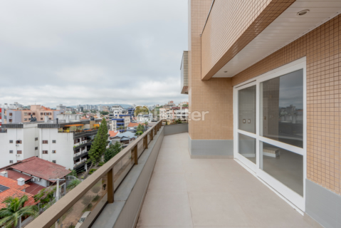 Image 6 - 1002820