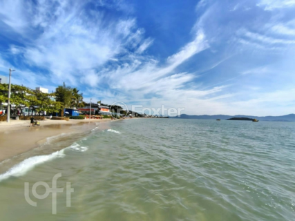 Image 29 - 1002847