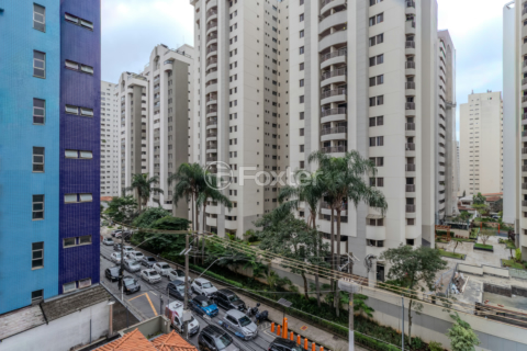 Image 4 - 1002858