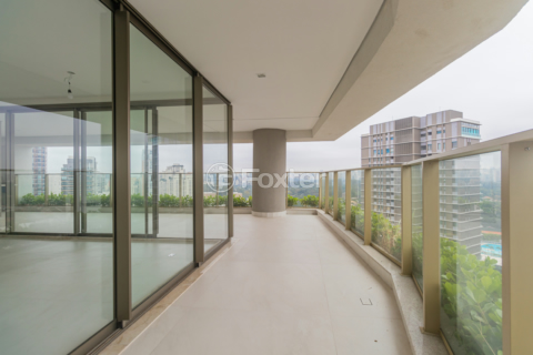 Image 5 - 1002870