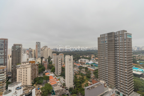 Image 7 - 1002870