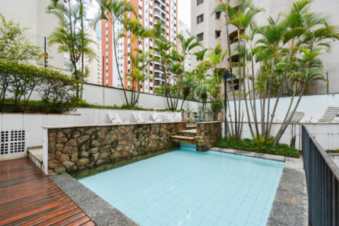 Image 27 - 1002887