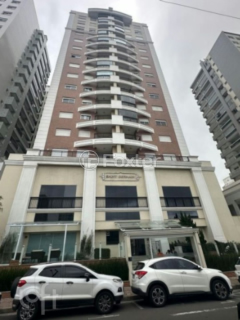 Image 2 - 1002958