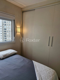 Image 8 - 1002968