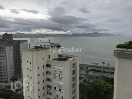 Image 5 - 1002979