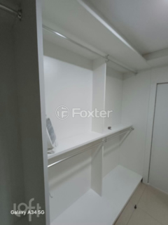 Image 21 - 1002981