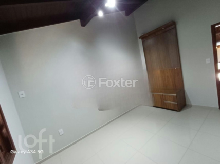 Image 33 - 1002981