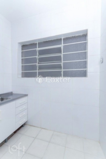 Image 7 - 1002987