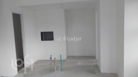 Image 41 - 1003040
