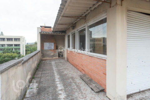 Image 8 - 1003058