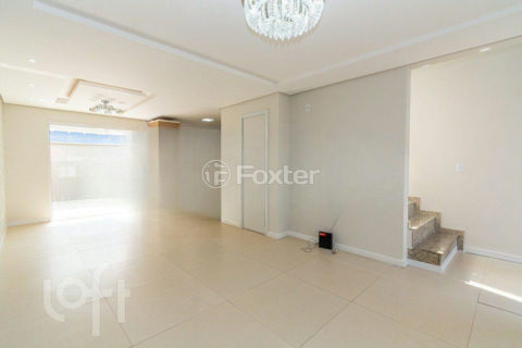 Image 23 - 1003068