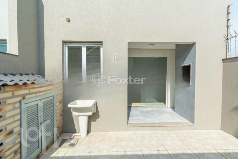 Image 33 - 1003068