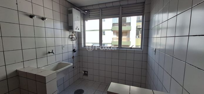 Image 5 - 1003155