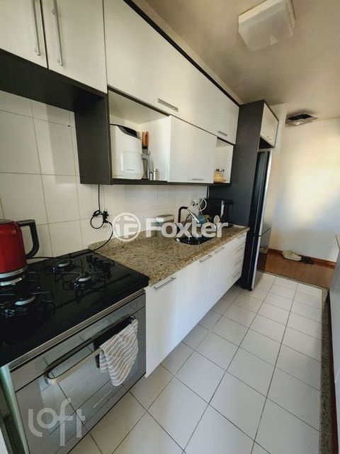 Image 6 - 1003162