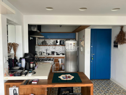 Image 4 - 1003229