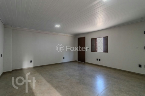 Image 37 - 1003252