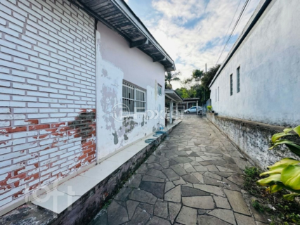 Image 2 - 1003279