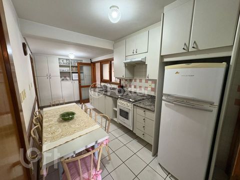 Image 11 - 1003287