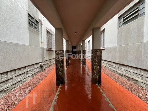 Image 8 - 1003293