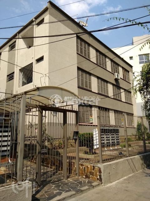 Image 10 - 1003293