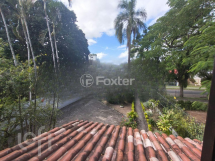 Image 3 - 1003329