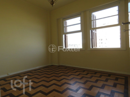 Image 7 - 1003361