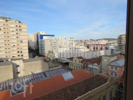 Image 7 - 1003361