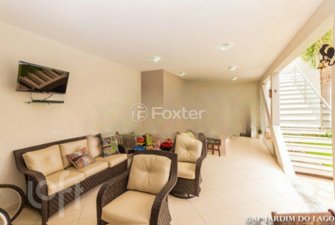 Image 30 - 1003385