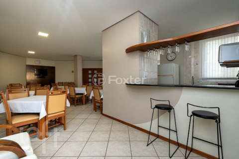 Image 77 - 1003412