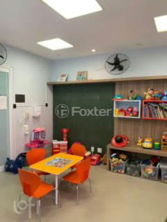 Image 31 - 1003425