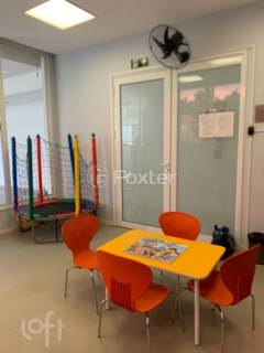 Image 30 - 1003425