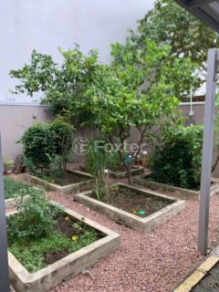 Image 32 - 1003425