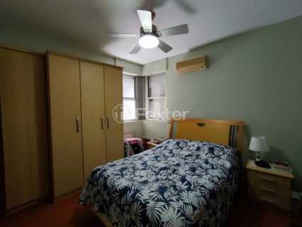 Image 4 - 1003478