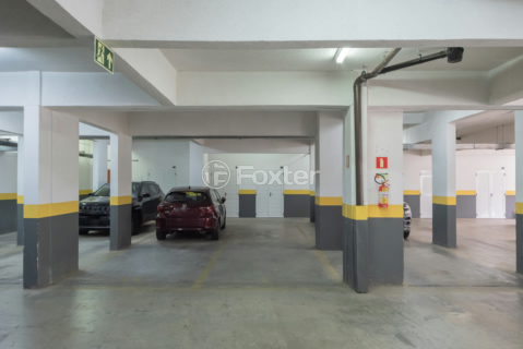 Image 26 - 1003491
