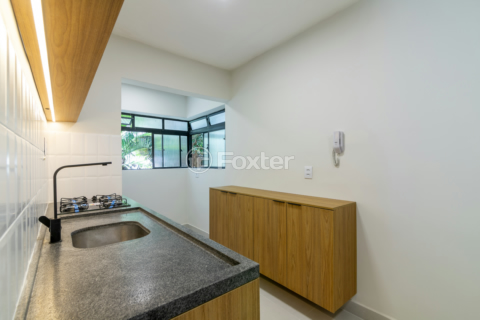 Image 4 - 1003554