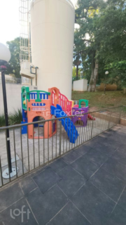 Image 9 - 1003638