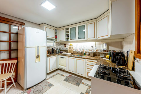 Image 22 - 1003651