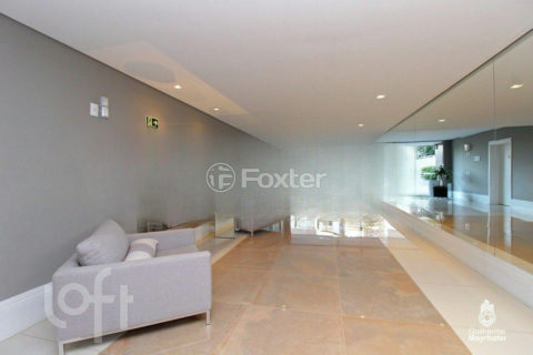 Image 30 - 1003656
