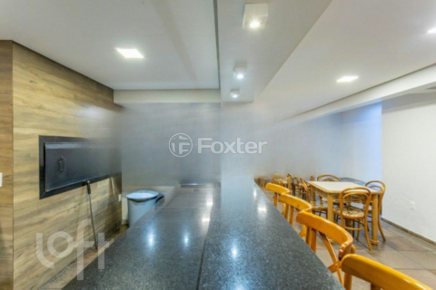 Image 40 - 1003707