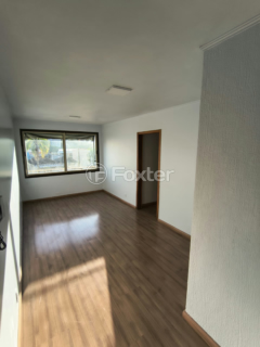 Image 3 - 1003739