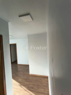Image 4 - 1003739