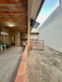 Image 38 - 1003756